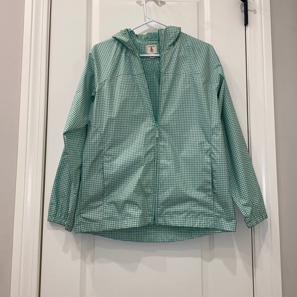 Kids rain jacket with hoodie and pockets
